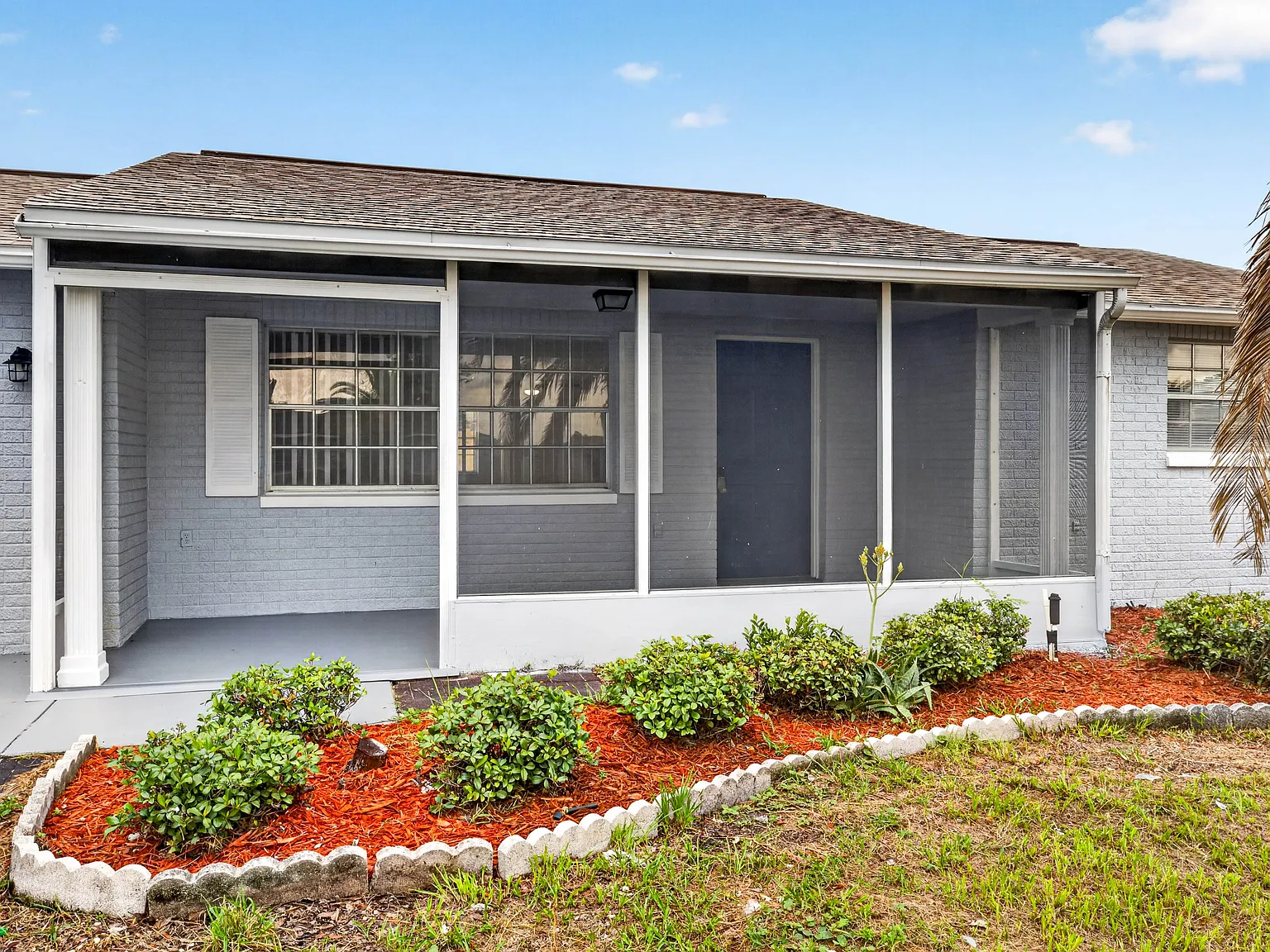 3 bed, 1128 sqft, $1,595 — Photo 2