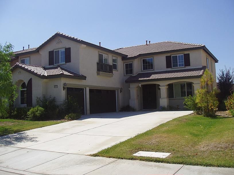 1st image of 29695 Maximillian Ave