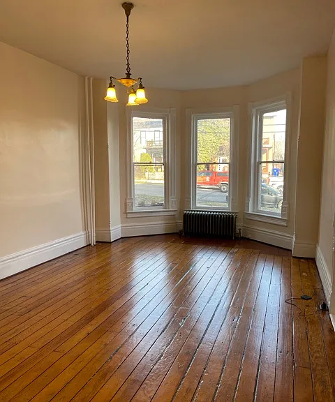 129 B St #1 — Photo 2