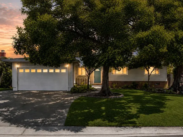 4524 Morpheus Ln, Sacramento, CA 95864