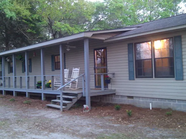 112 Merlin Dr, Fitzgerald, GA 31750