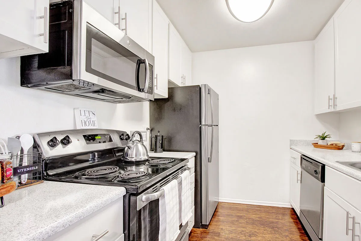 Olive Ridge Apartments — Photo 1
