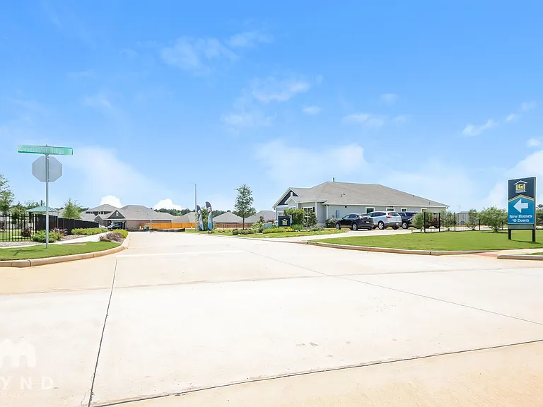 15526 Caramel Springs Dr — Photo 14