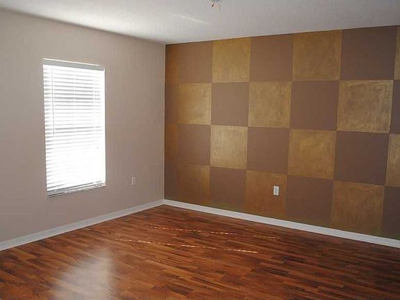 5th image of 1608 Daybreak Dr