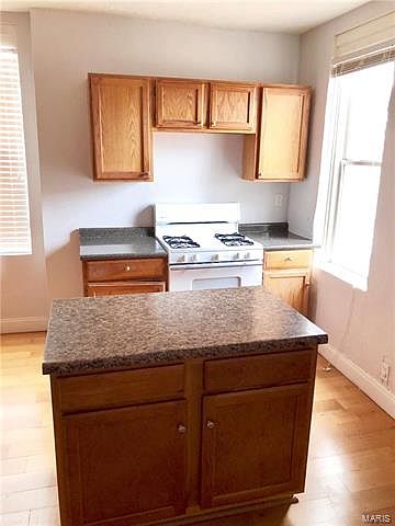 1st image of 3023 S Jefferson Ave