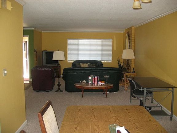 5th image of 6834 Lipmann St