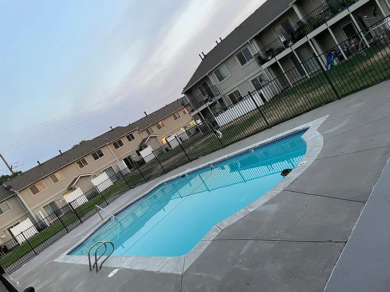 608 N Roosevelt St #203 — Photo 8