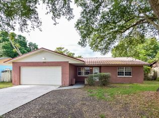 1212 Oakhill St, Seffner, FL 33584