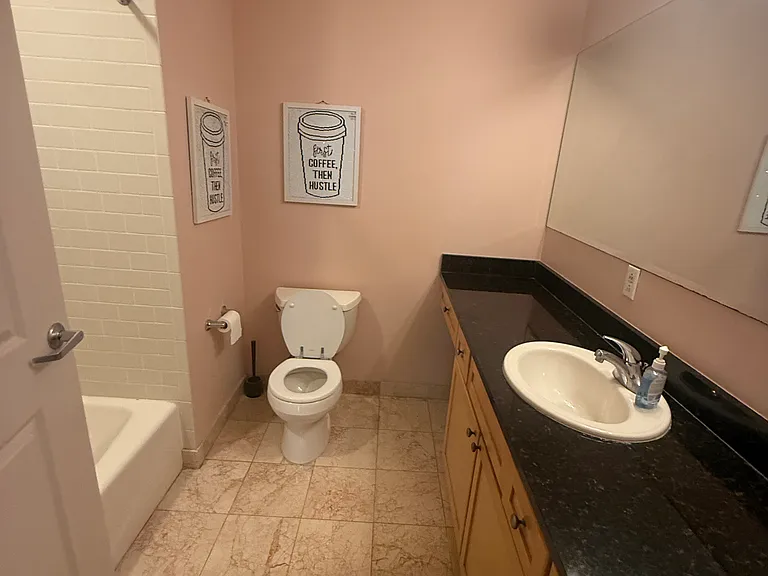 111 S 15th St #1814 — Photo 7