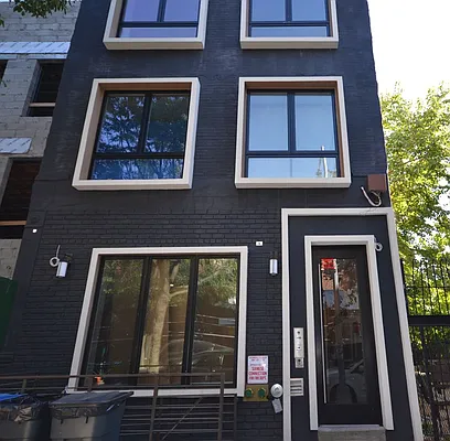 Rented by Bold New York | media 36