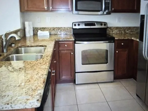 3255 NW 31st Ter, Fort Lauderdale, FL 33309