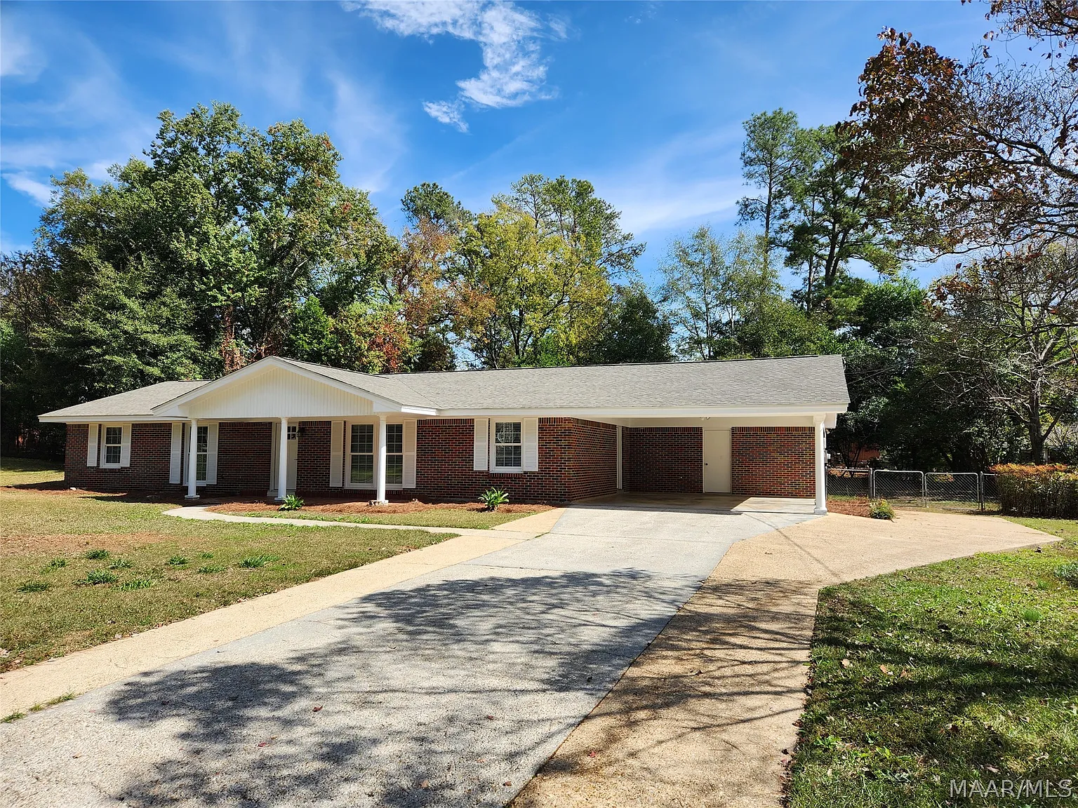 3 bed, 2.0 bath, 1662 sqft, $1,550 — Photo 2