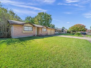 9914 Old Orchard Rd, La Porte, TX 77571