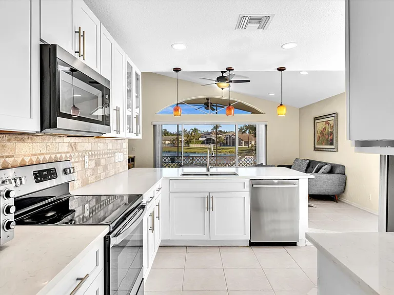 4194 Bluff Harbor Way — Photo 19