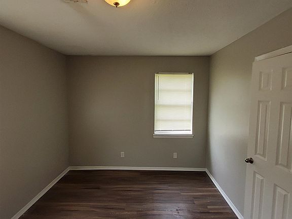 4th image of 5071 Neely Rd