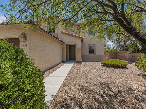 4th image of 11454 N Adobe Village Pl