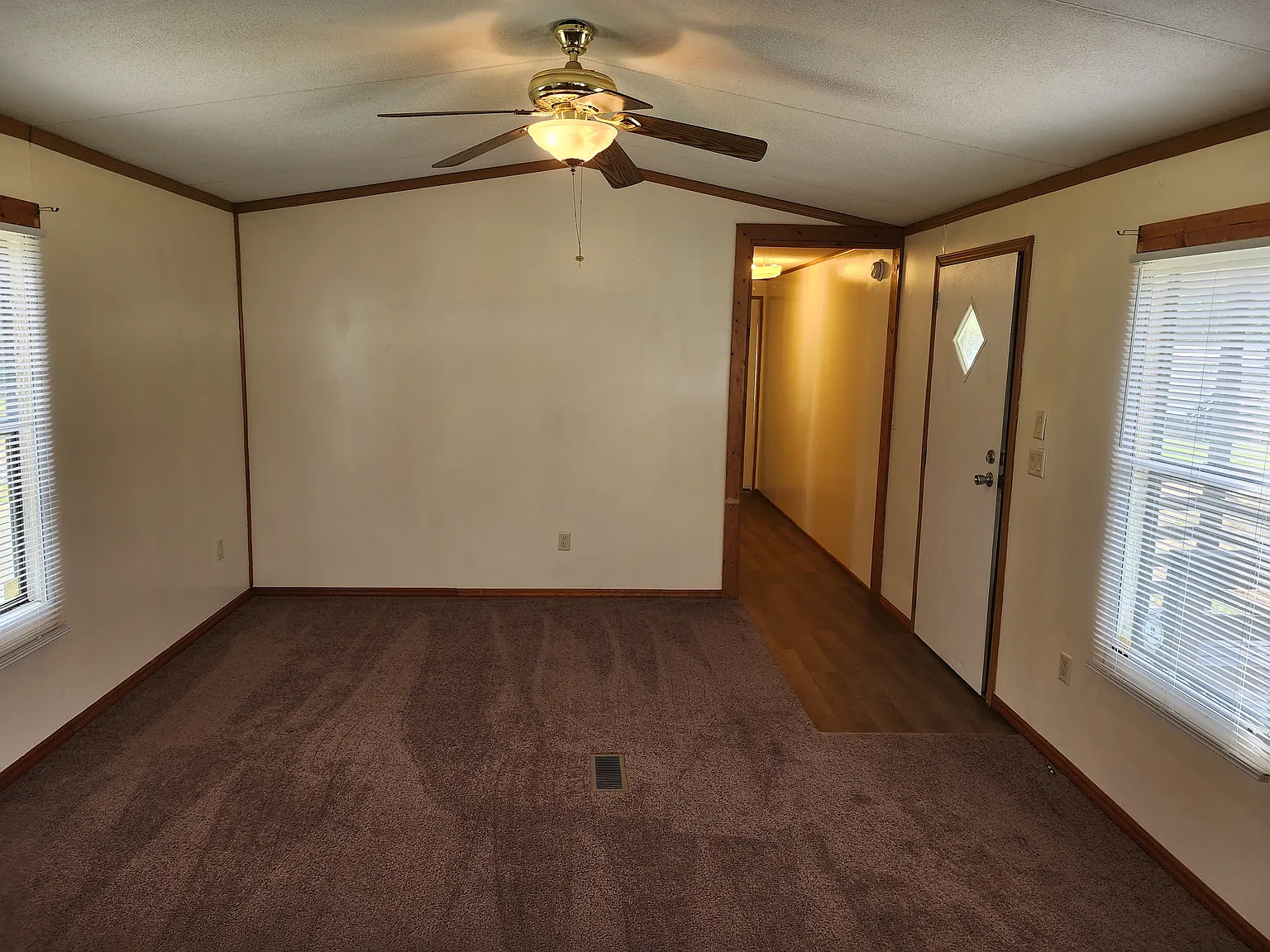 Christi Jean Dr, Gaffney — Photo 4