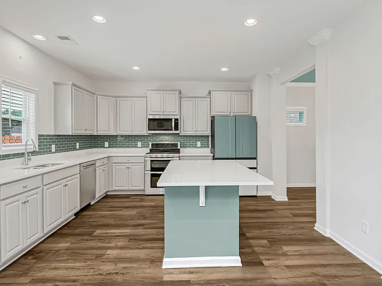 728 Bustling Branch Ln — Photo 9