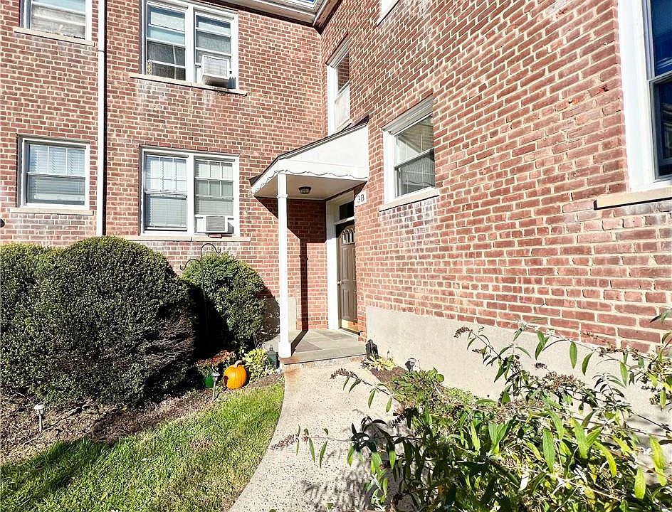 1st image of 260 church Street #3B3