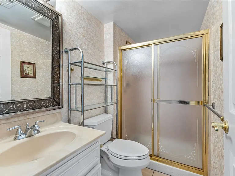 18129 Birch Dr — Photo 21