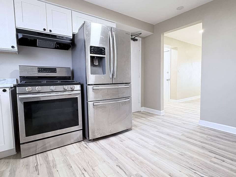 1st image of 108 W Elizabeth Dr APT 2
