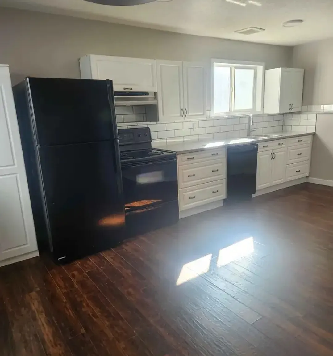 1 bed, 800 sqft, $1,200 — Photo 2
