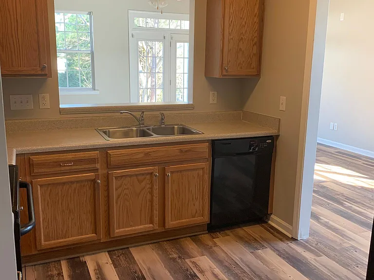 8502 Arboles Ct — Photo 10