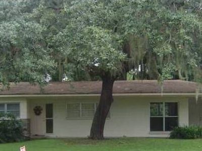 8015 Pine Hill Dr, Tampa, FL, 33617