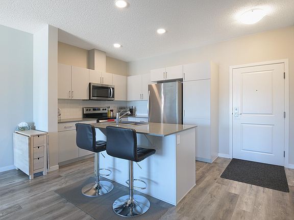 2nd image of 1818 Rutherford Rd SW #449