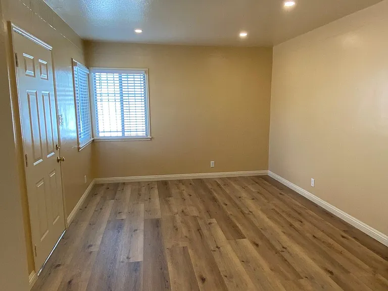 Bright Living room
