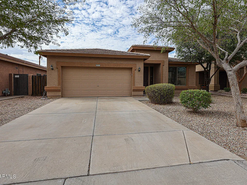 16183 W Winchcomb Dr