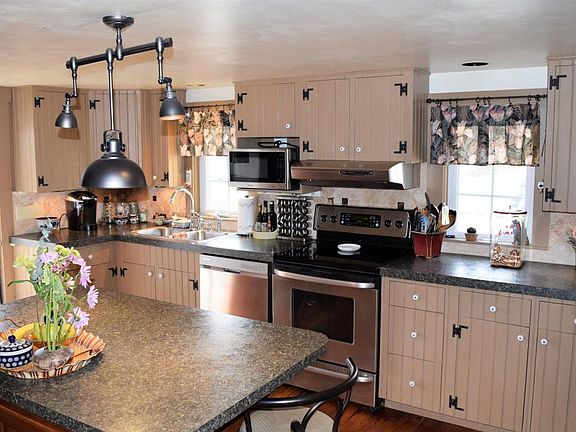 Kitchen 01