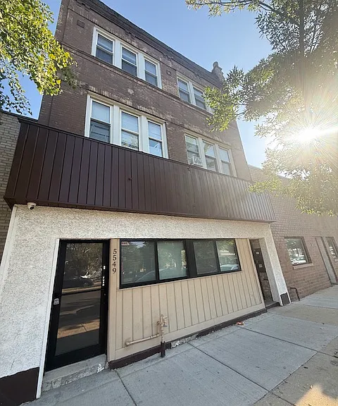 5549 N Lincoln Ave #1 — Photo 1