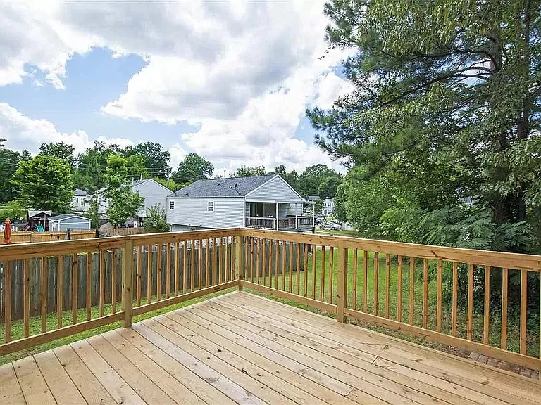 624 Oleander Rd — Photo 34