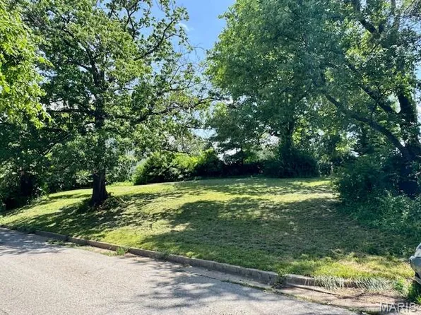 3558 Wabash Ave, Saint Louis, MO 63139