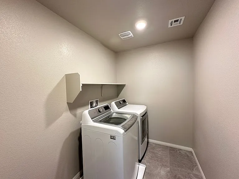 7860 Pink Opal Ave — Photo 19