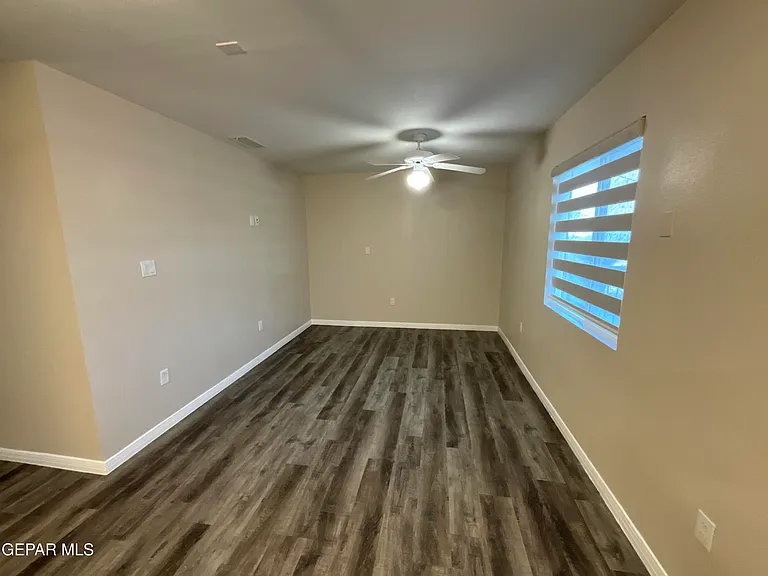 2133 Happer St #A — Photo 3