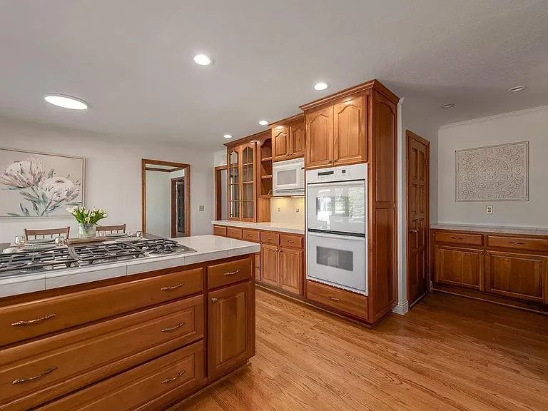 7148 Echo Ridge Dr — Photo 4