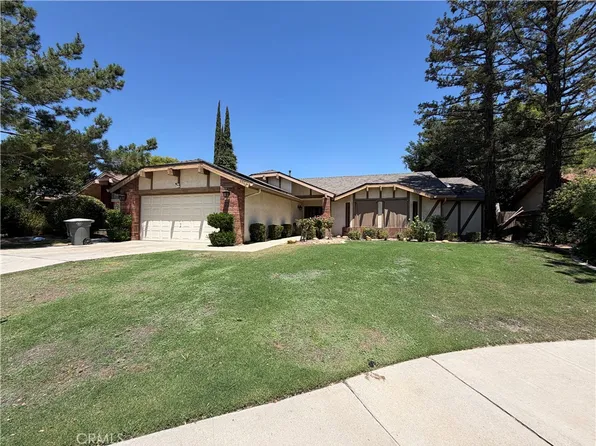 3305 Mission Hills Ct, Bakersfield, CA 93306