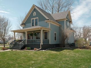 407 2nd Ave NE, Sioux Center, IA 51250