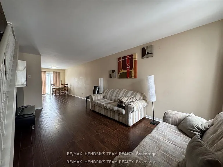 308 Oakdale Ave — Photo 4