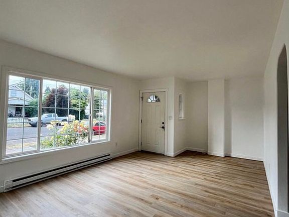 3rd image of 913 Jq Adams St