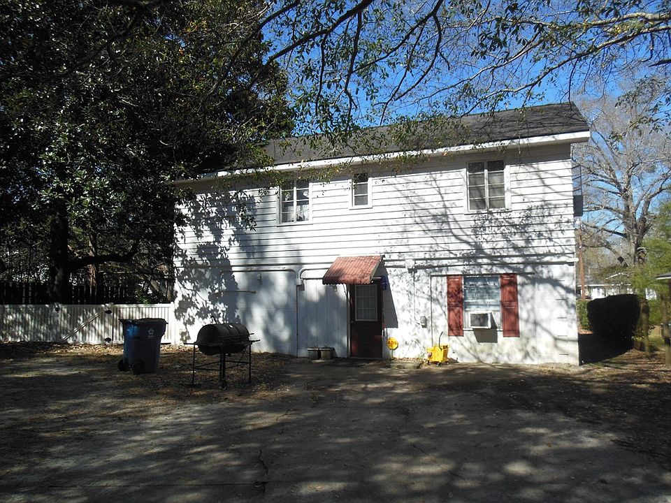 2nd image of 602/604 Church St