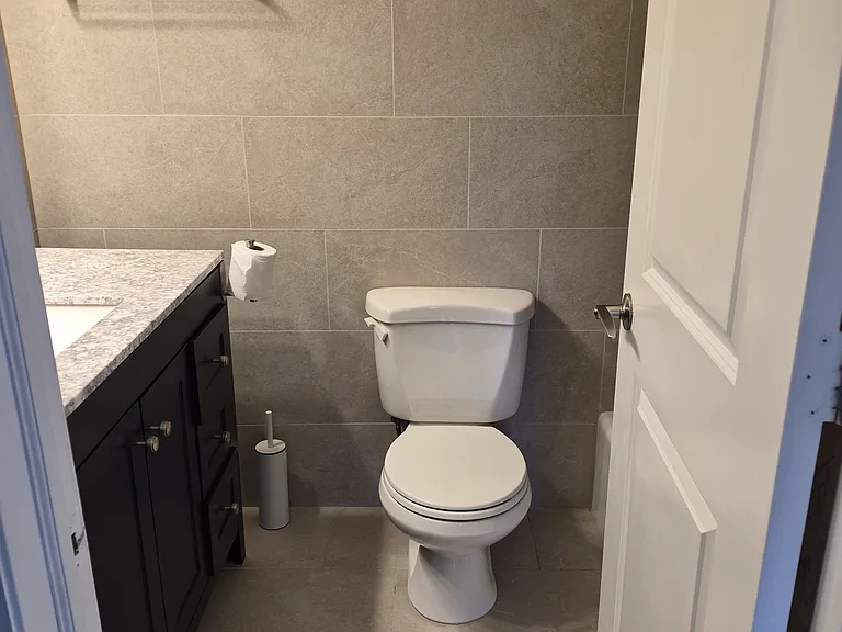 2nd bathroom
