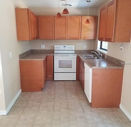 2nd image of 304 Tucker Dr