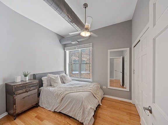 4th image of 3160 N Lincoln Ave Unit 306