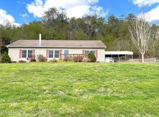 2012 Wayland Rd, Knoxville, TN 37914