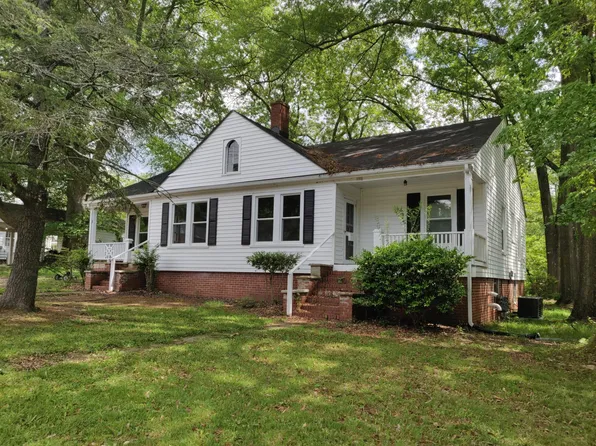 108 E Weatherspoon St, Sanford, NC 27330