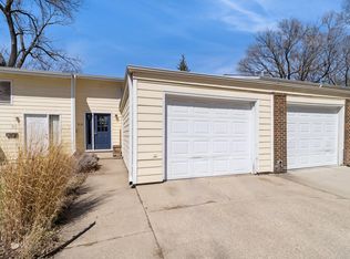 615 Meadow Pl, Ames, IA 50010