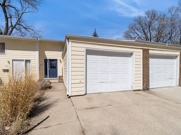 615 Meadow Pl, Ames, IA 50010